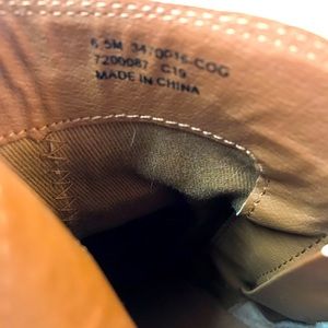 Downsizing, selling my size 6 1/2 Frye boots